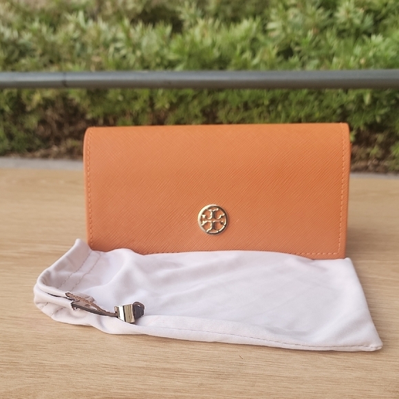 Tory Burch Orange Eyeglass Case With Poach - Picture 1 of 7